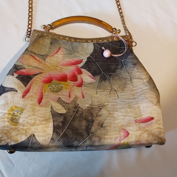 Vintage Lotus Asian Patterned Kiss Lock Women's Bag With Chain - Picture 5 of 15